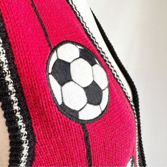 Vintage Mandal Bay Soccer Mom Novelty Button Red V-Neck Knit Sweater Vest Large - Picture 9 of 15